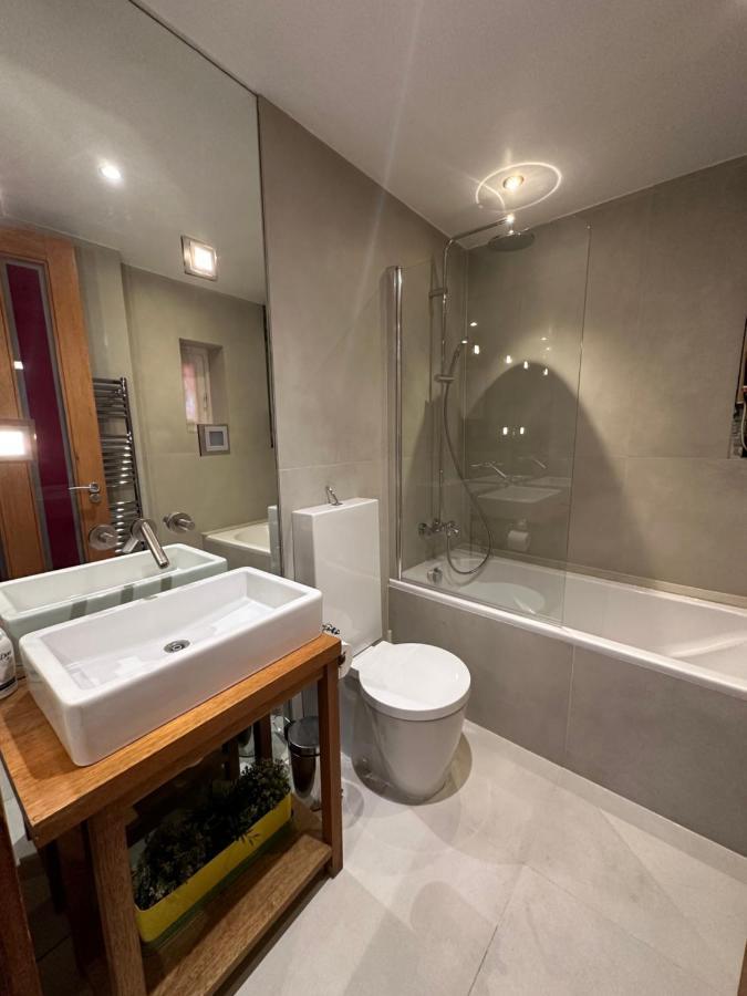 Luxury 2 Double Bedroom Flat - Kensington London Bagian luar foto