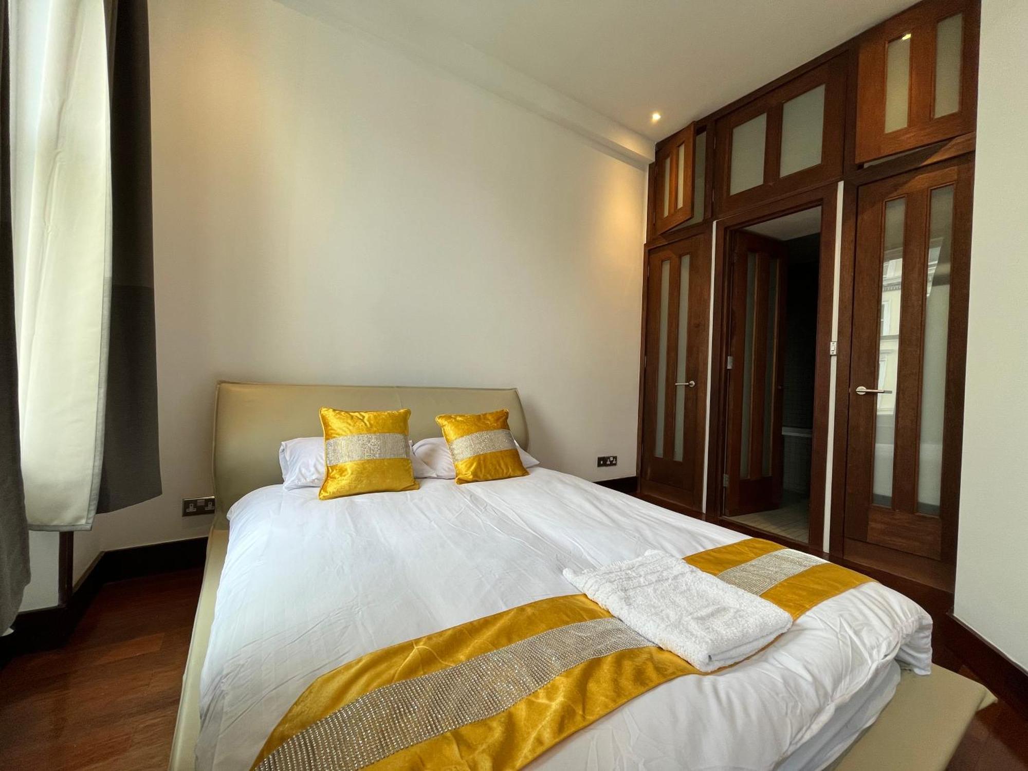 Luxury 2 Double Bedroom Flat - Kensington London Bagian luar foto