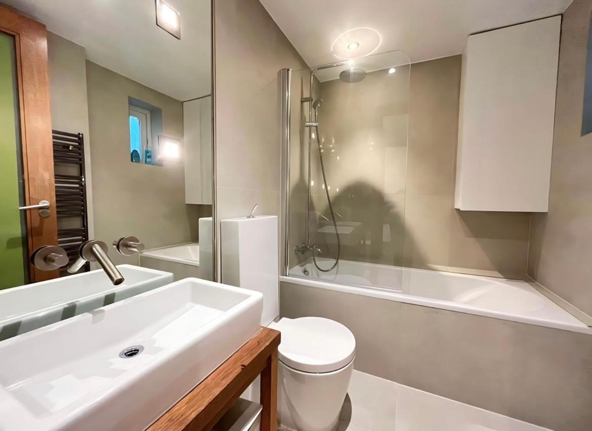 Luxury 2 Double Bedroom Flat - Kensington London Bagian luar foto